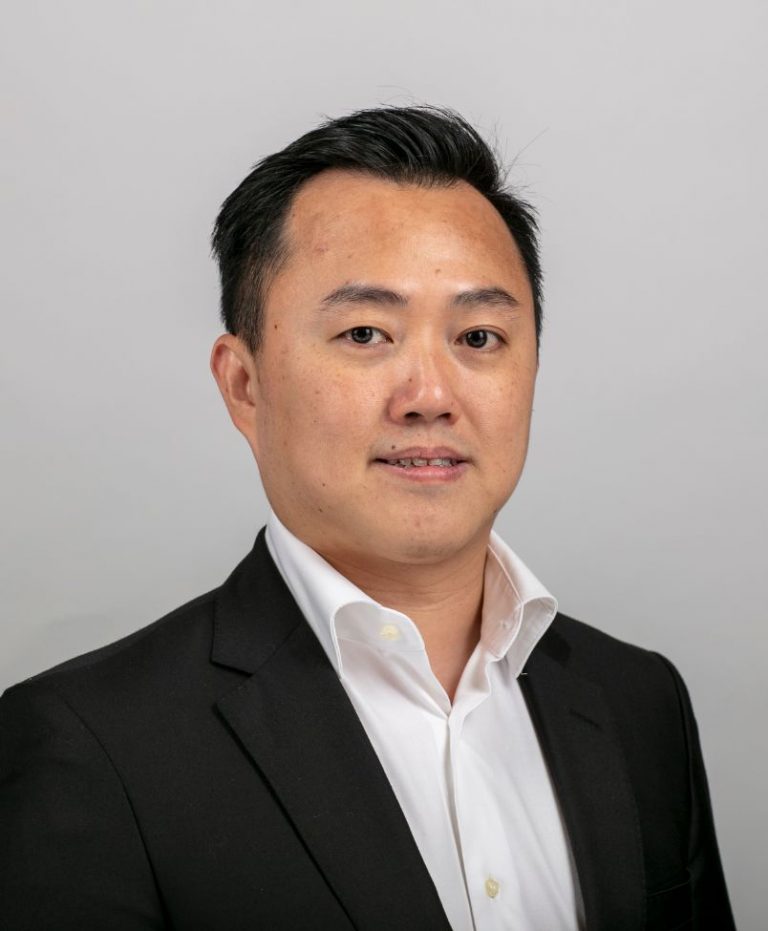 Yongky Oktavianto - Investcorp